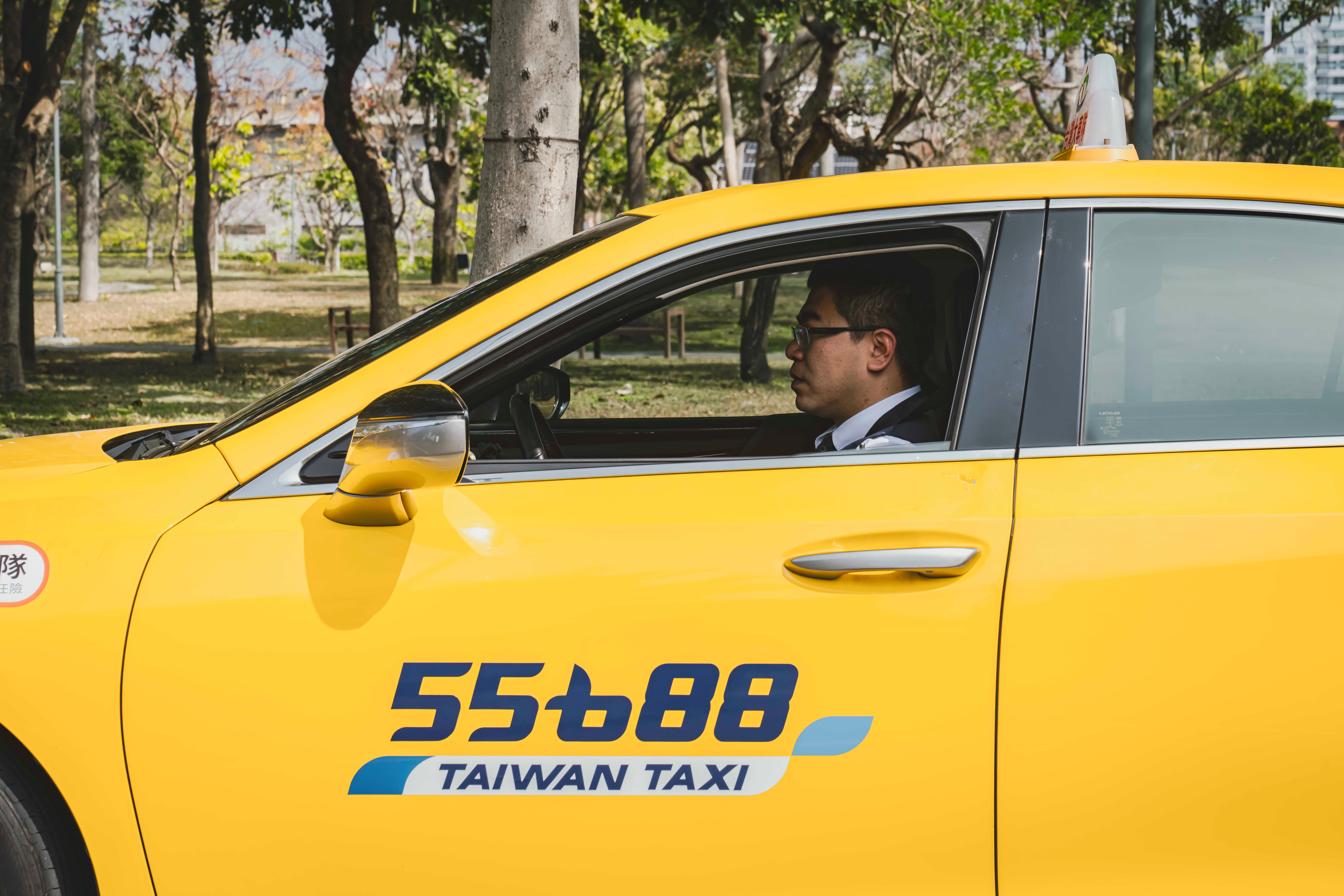 以「人的生活」為核心理念，目前55688已引進13000輛節能減碳車。未來將持續擴大環保合作的範圍，共同為治理智慧城市盡心。