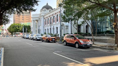 台中交通網app可查詢路邊-路外停車訊息-民眾找停車位更便利