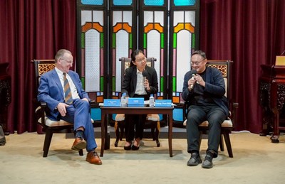 德國卡斯魯爾市拜會台中市政府-副市長鄭照新親自接待