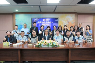 台中地稅局數位治理有成-牙技師公會也來跨域參訪_0